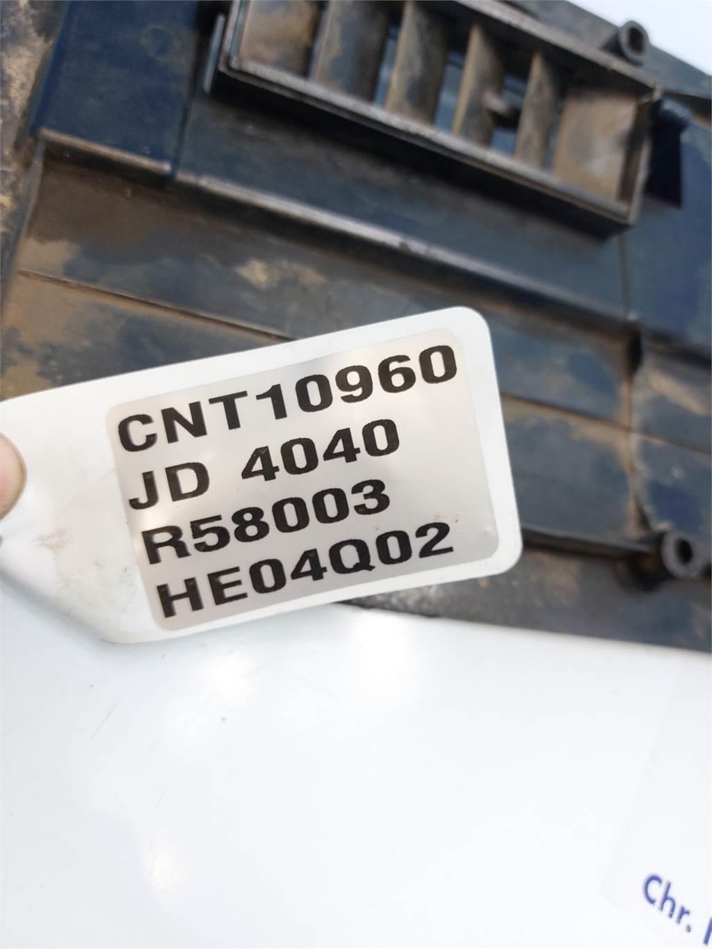 John Deere 4040 Hytter och interiör