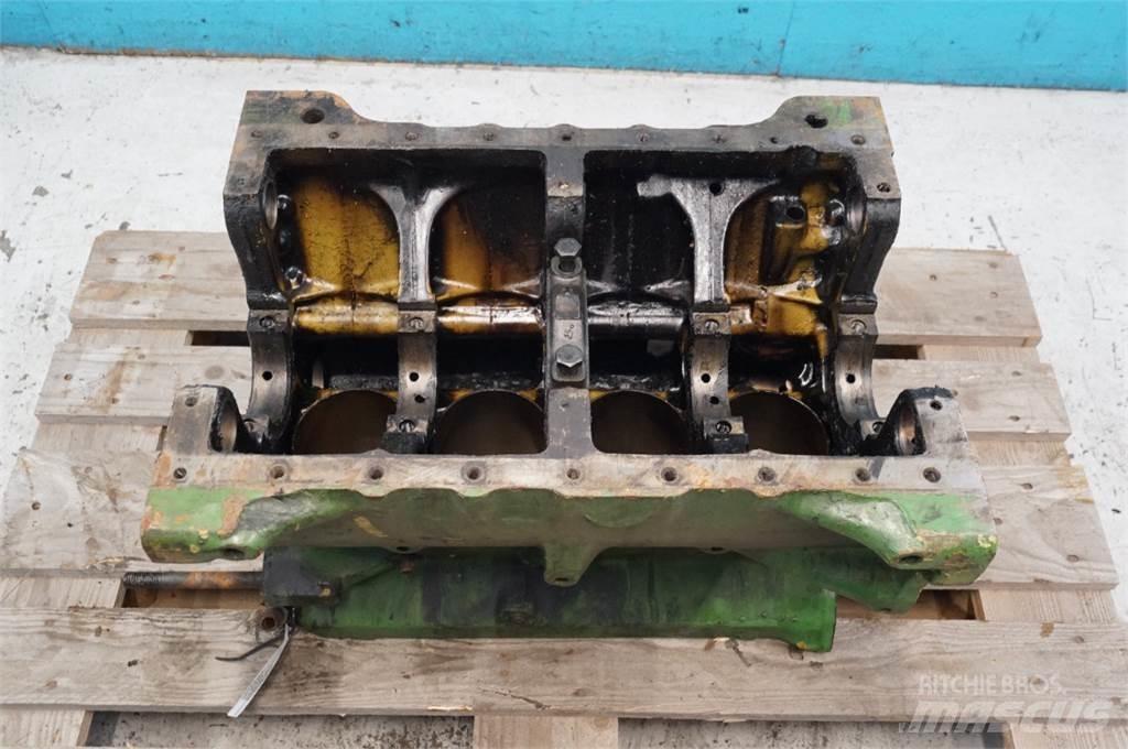 John Deere 4239 Motorer