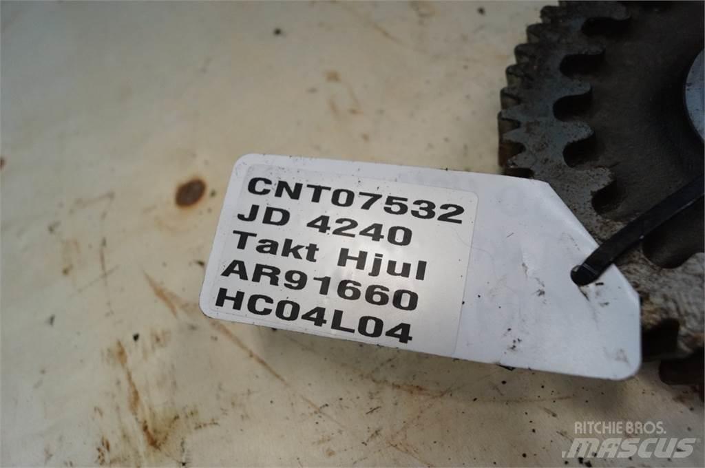 John Deere 4240S Motorer