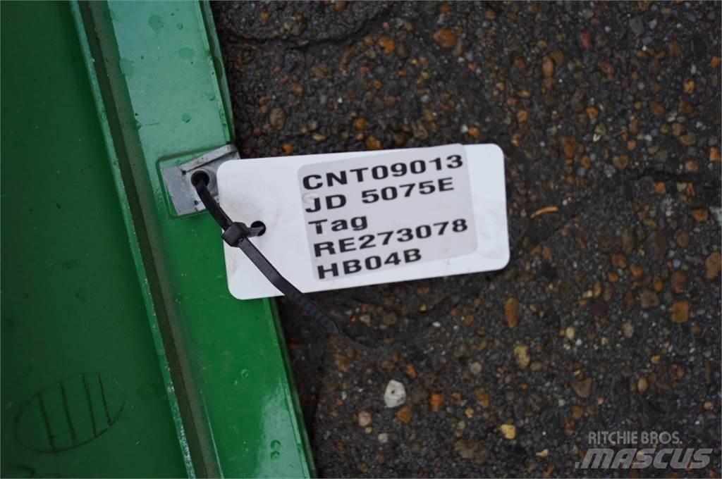 John Deere 5075E Hytter och interiör