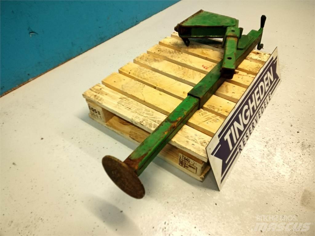 John Deere 590 Siktskopor
