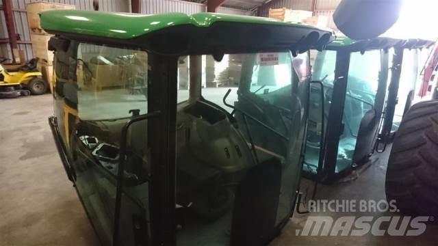 John Deere 6155 Hytter och interiör
