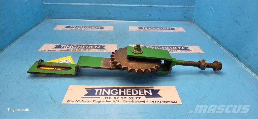 John Deere 625R Trösktillbehör