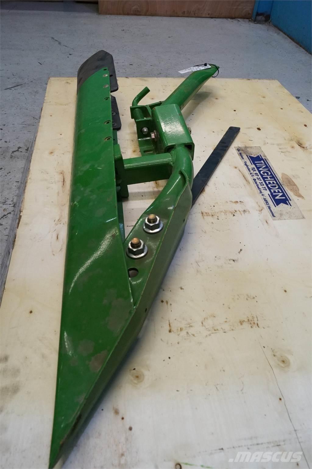 John Deere 630R Trösktillbehör