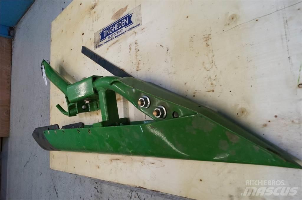 John Deere 630X Trösktillbehör