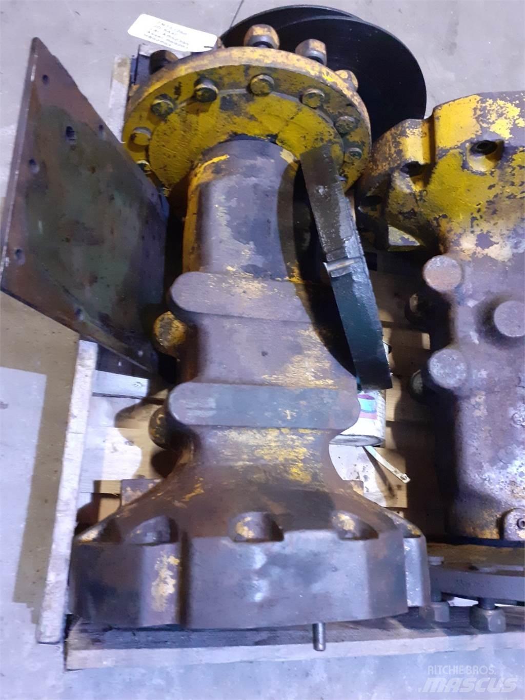 John Deere 644C Hjulaxlar