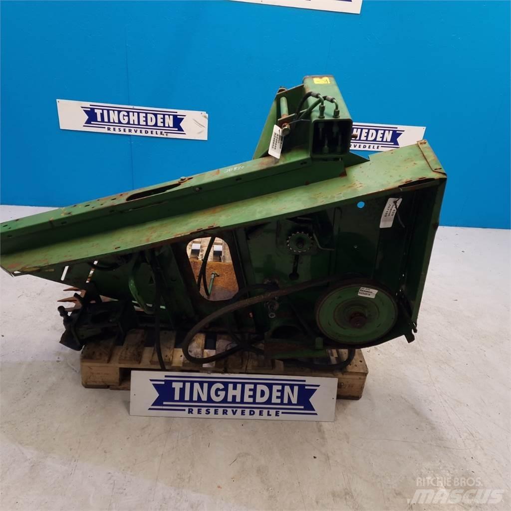 John Deere 820 Trösktillbehör