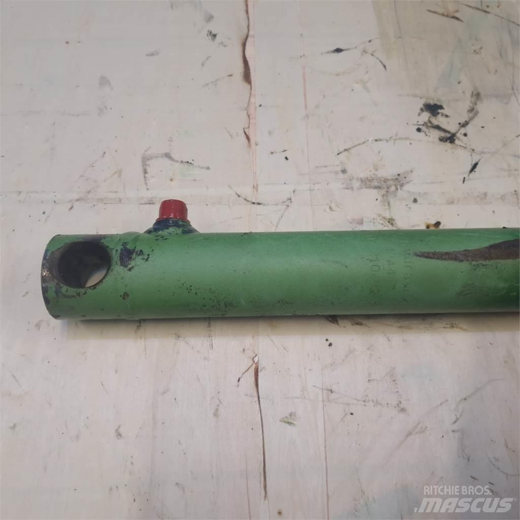 John Deere 820 Hydraulik