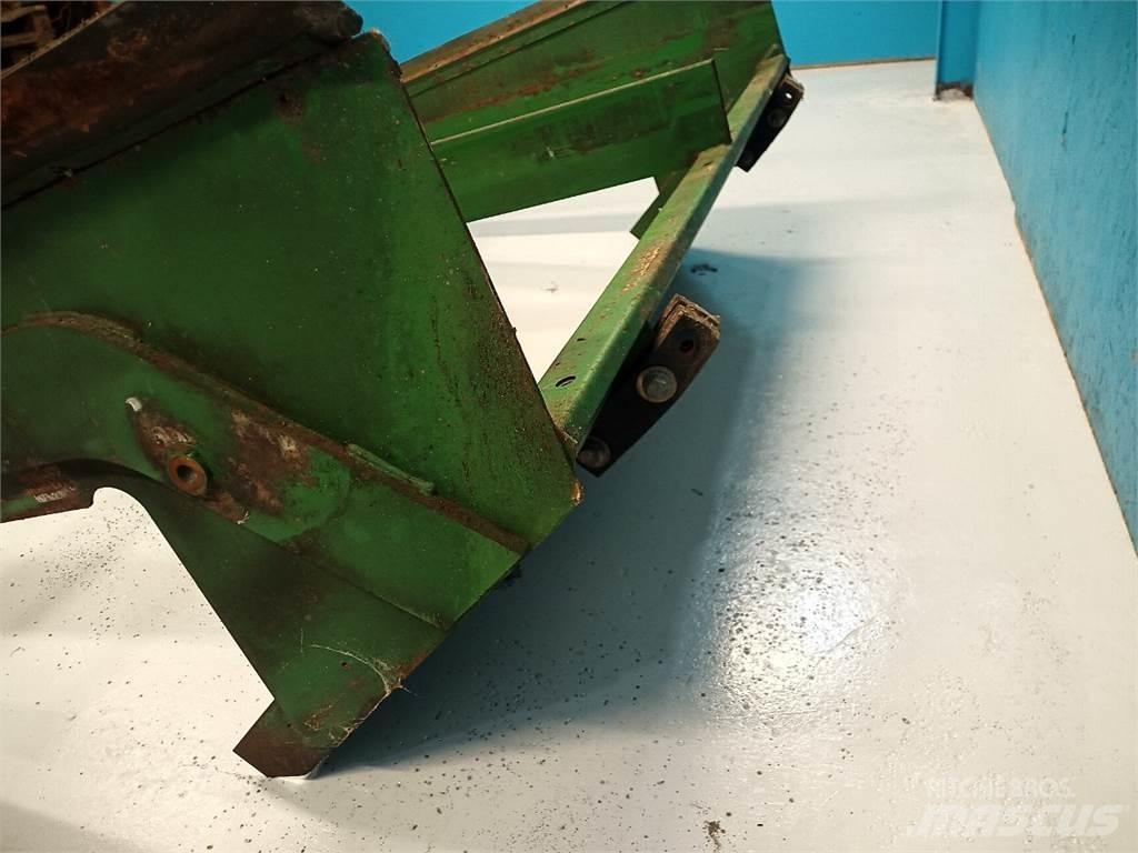 John Deere 9540 Sand- och saltspridare