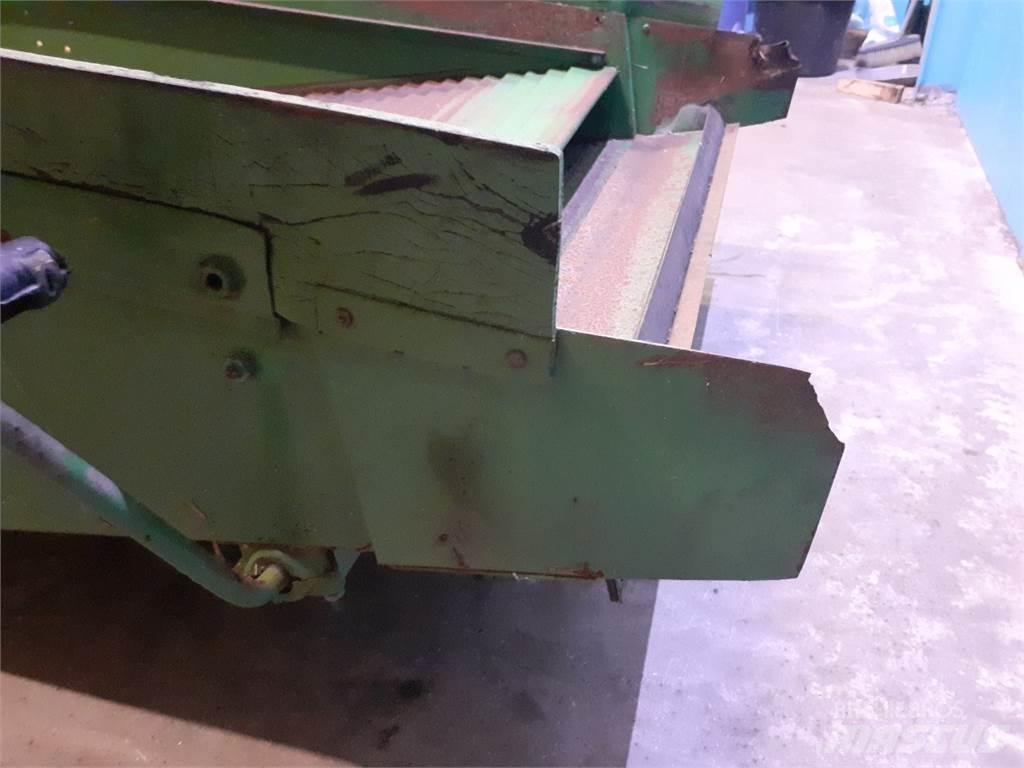 John Deere 955 Sand- och saltspridare