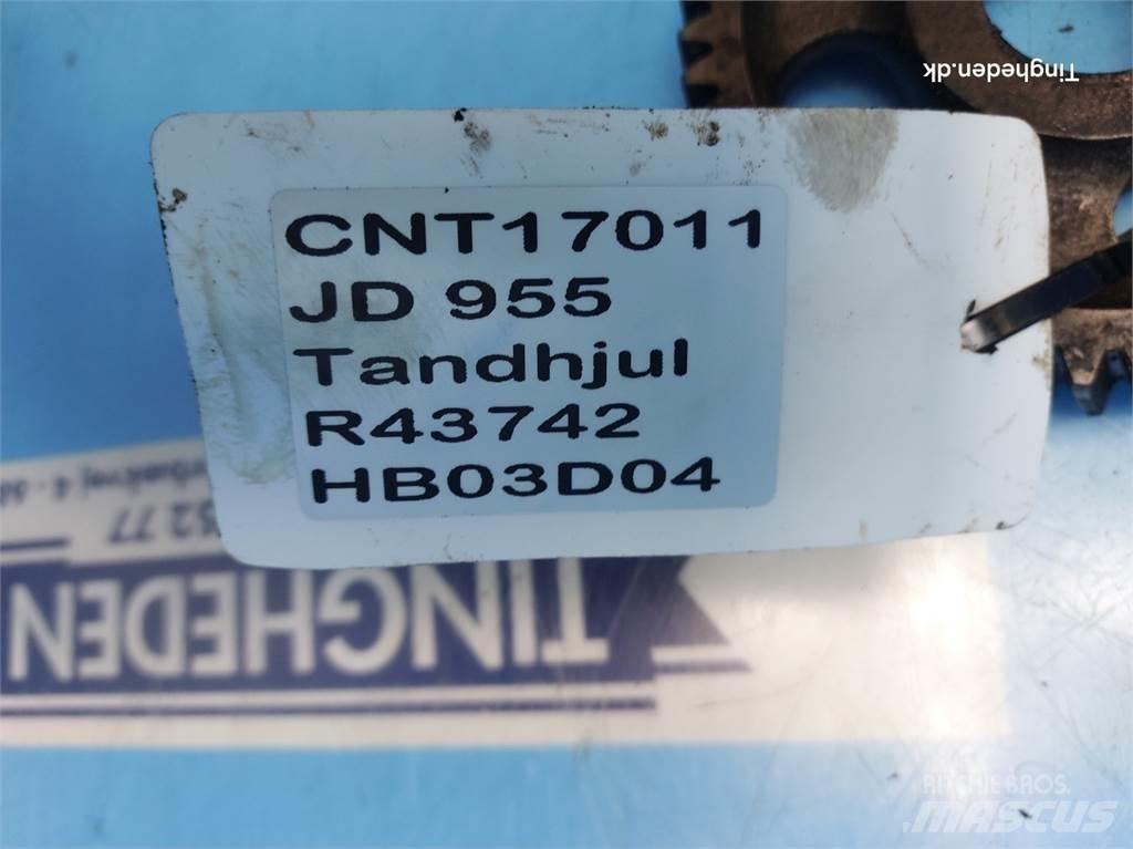 John Deere 955 Motorer