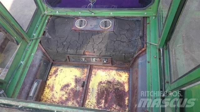 John Deere 975 Hytter och interiör