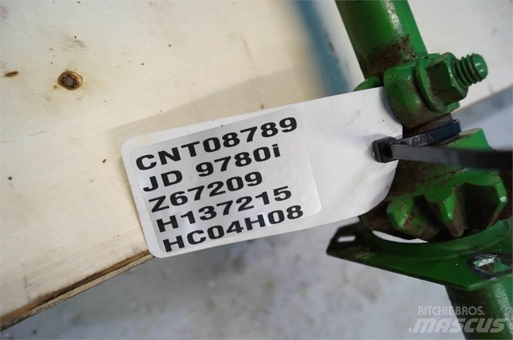 John Deere 9780 Sand- och saltspridare