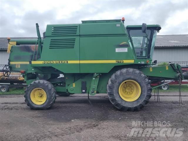 John Deere CTS Skördetröskor