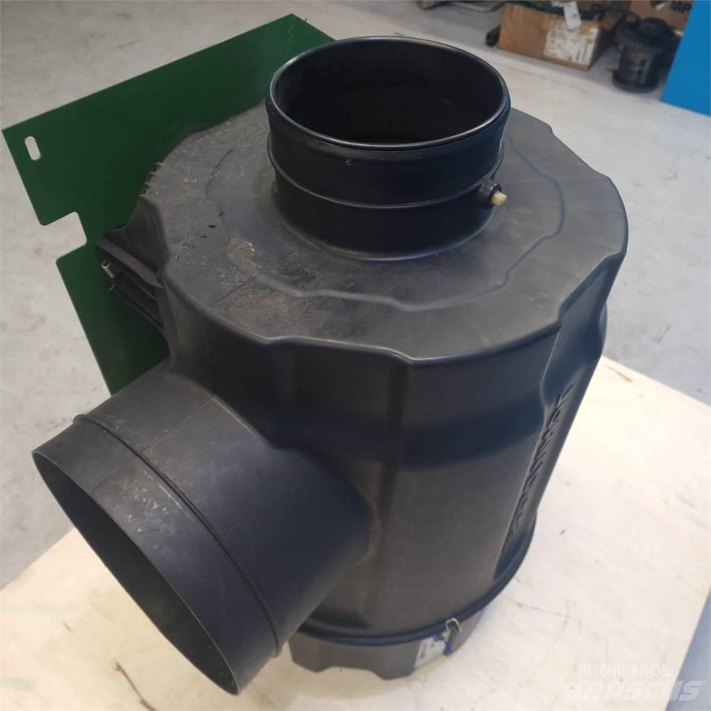 John Deere S670 Motorer