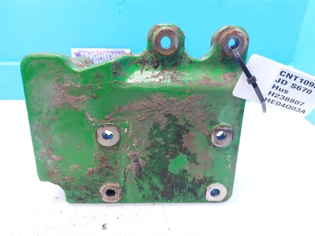 John Deere S670 Motorer