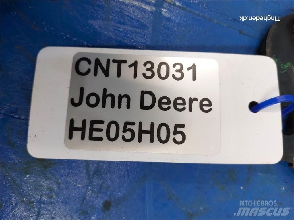 John Deere S670 Sand- och saltspridare