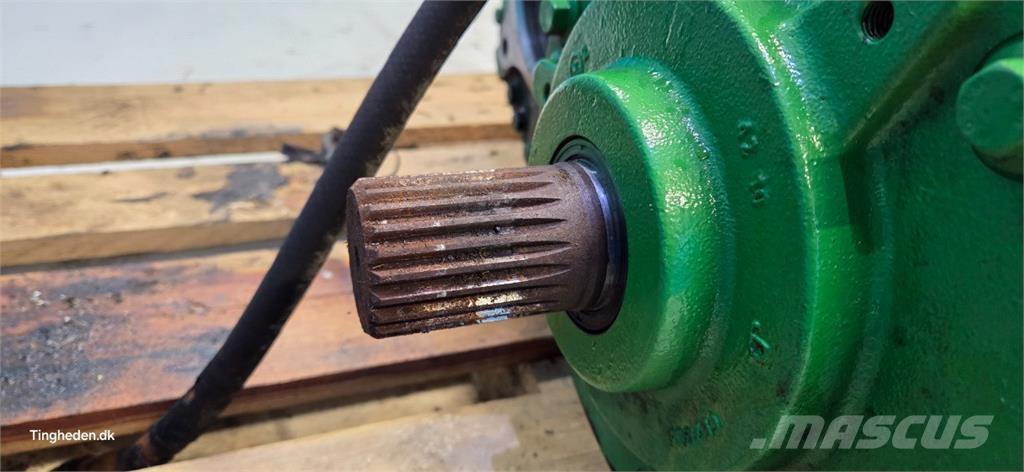 John Deere S690 Växellåda