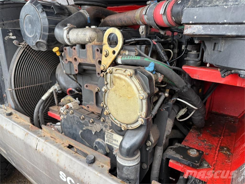 Manitou MHT860L Teleskoplastare