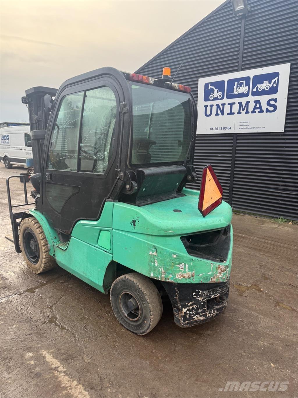 Mitsubishi FD35 Dieselmotviktstruckar