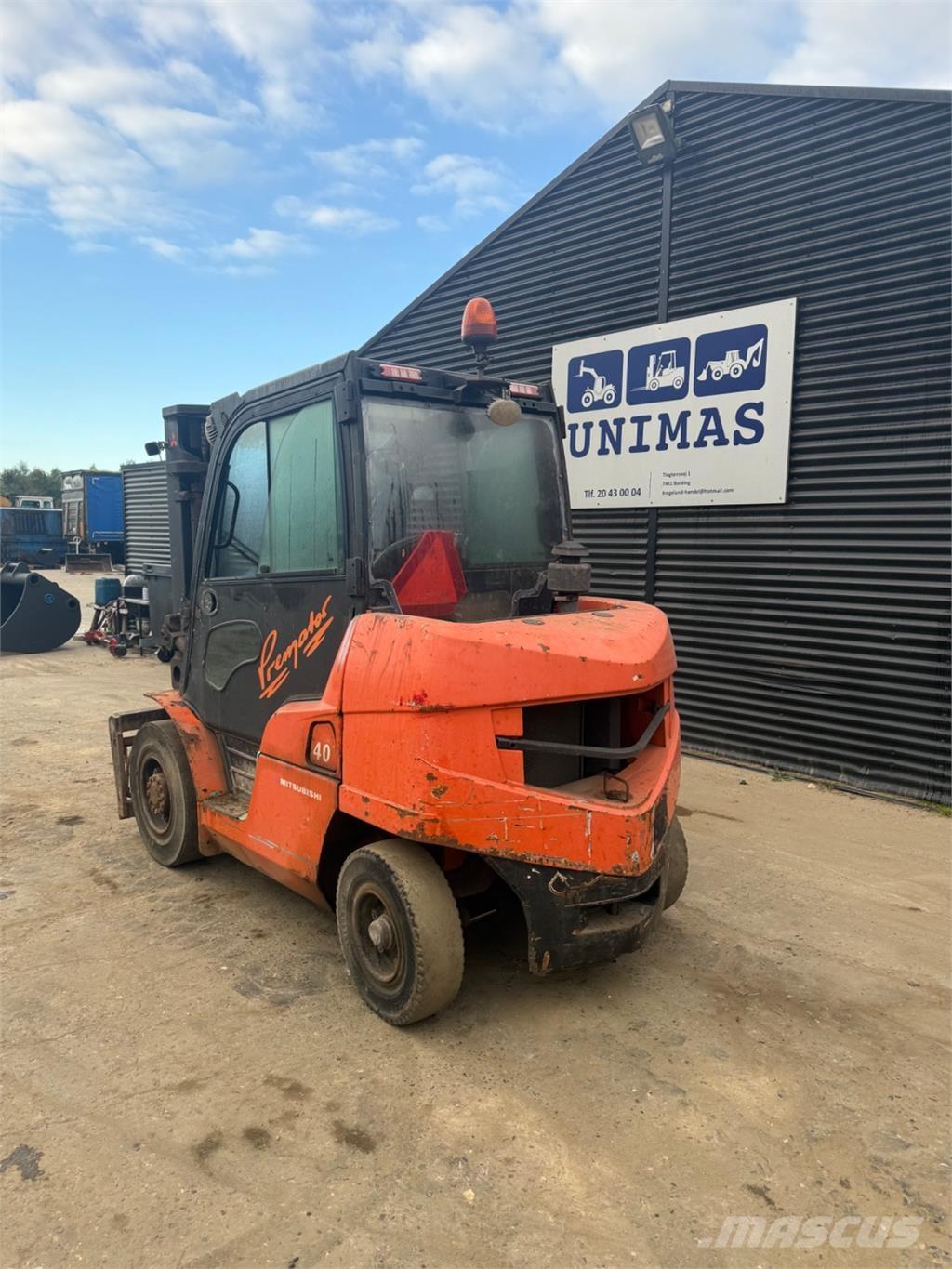 Mitsubishi FD40 Dieselmotviktstruckar