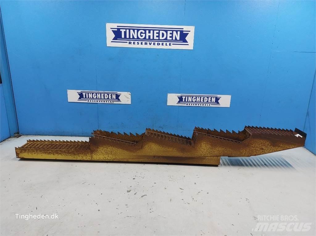 New Holland 1530 Trösktillbehör