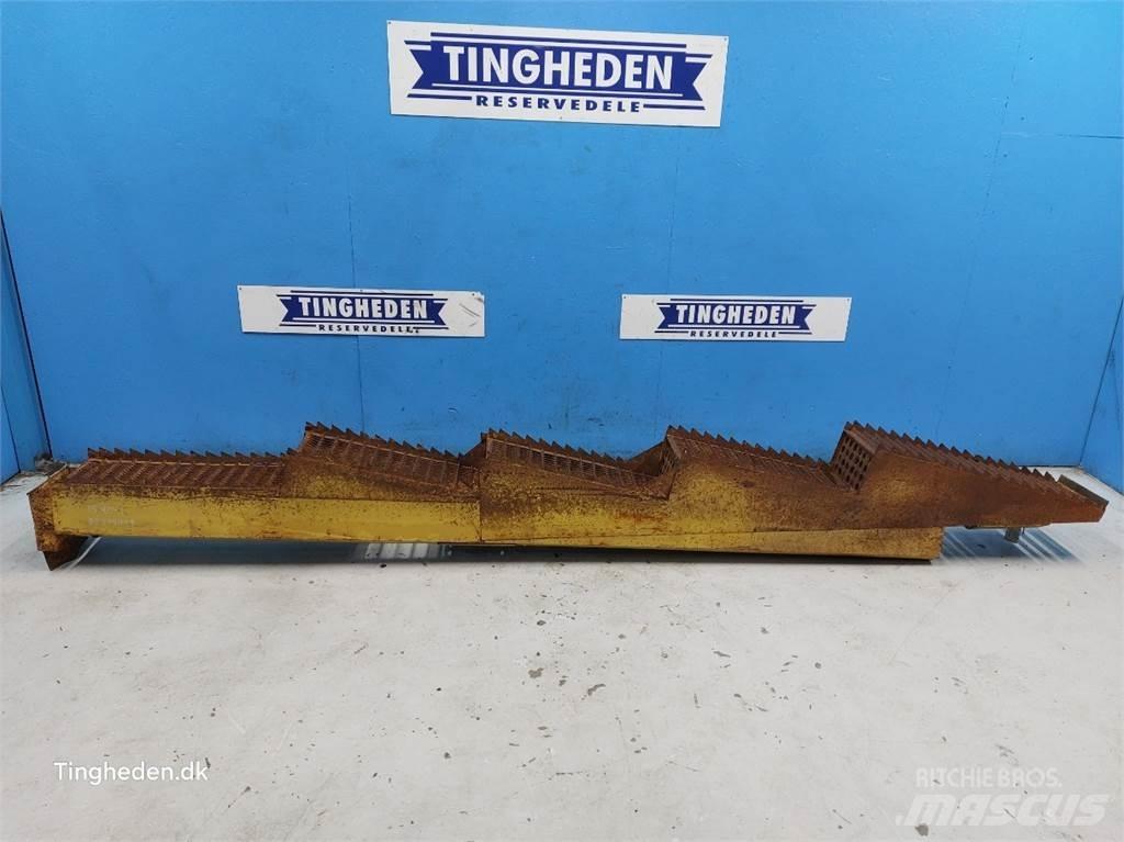 New Holland 1540 Trösktillbehör