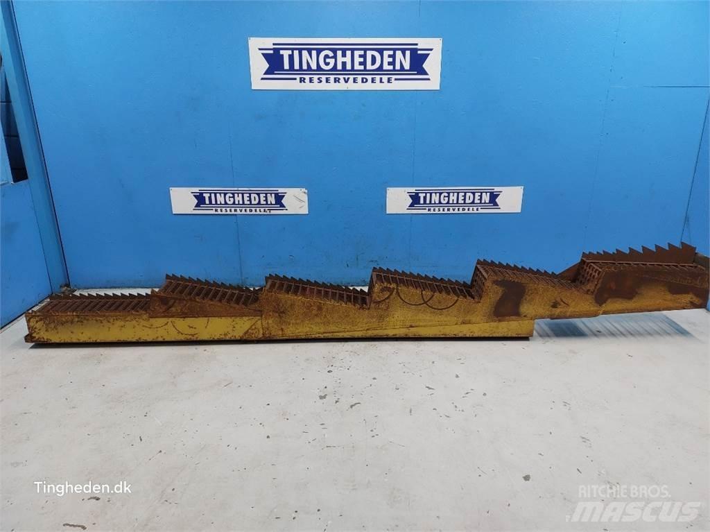 New Holland 1545 Trösktillbehör