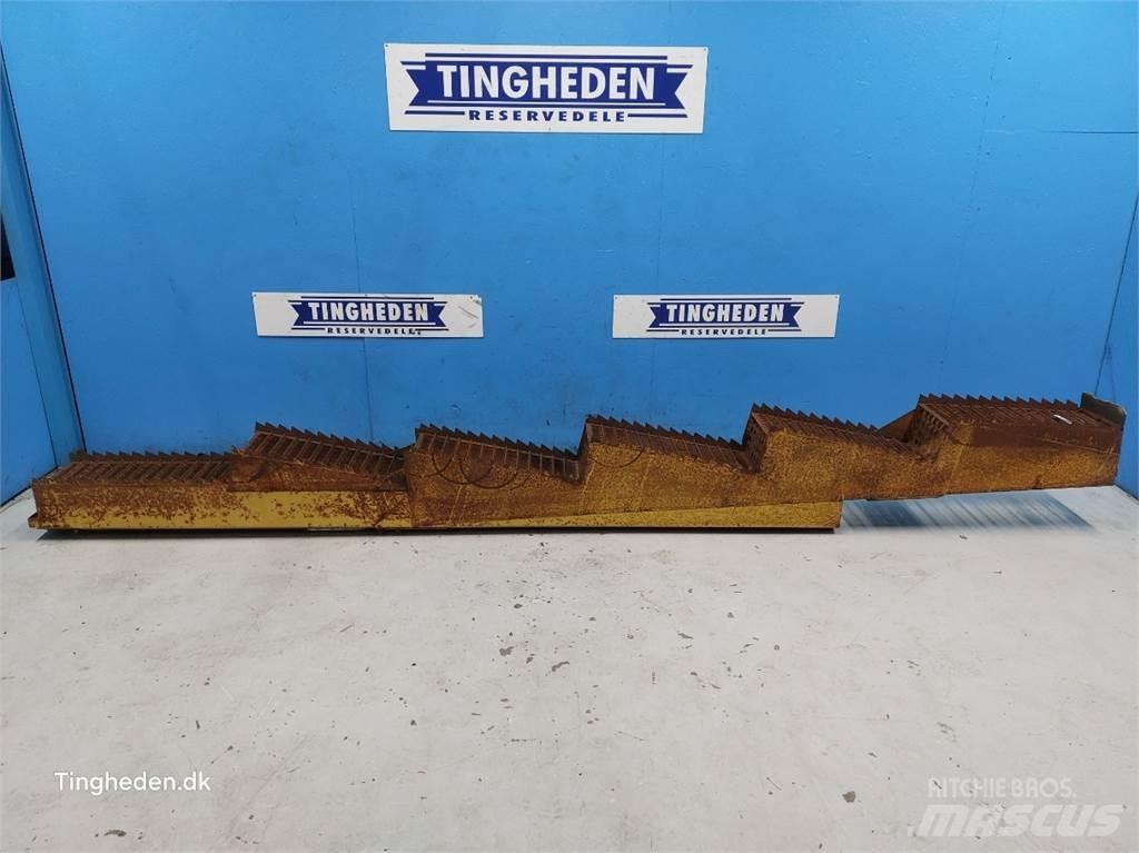 New Holland 1545 Trösktillbehör