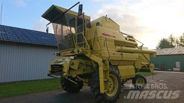 New Holland 1550 Skördetröskor