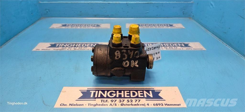 New Holland 8340 Hydraulik