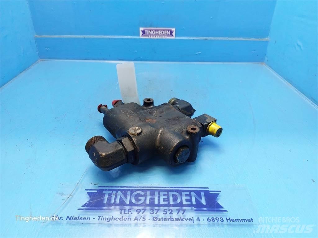 New Holland 8970 Hydraulik