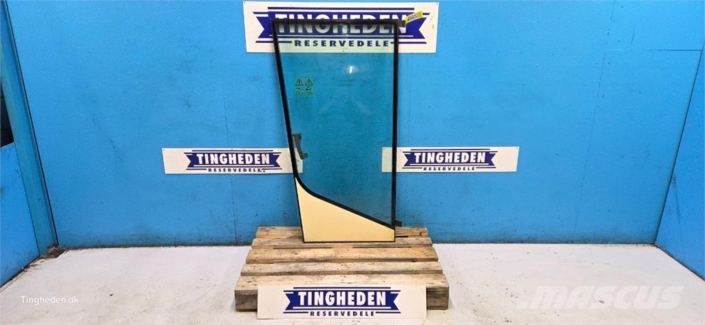 New Holland TX68 Hytter och interiör