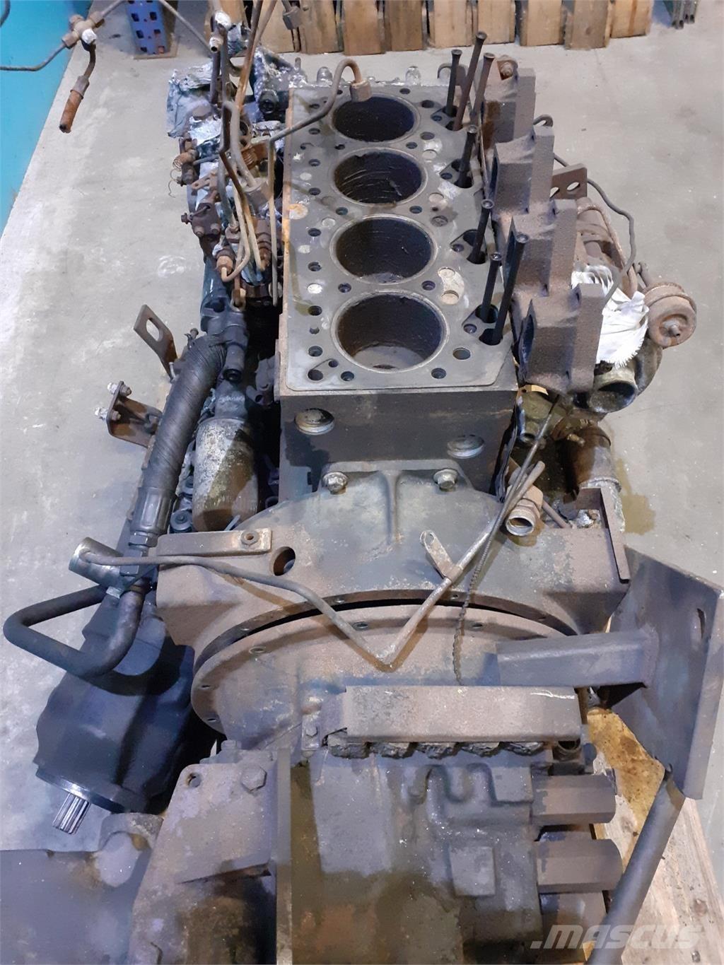 Perkins 1004-40T Motorer