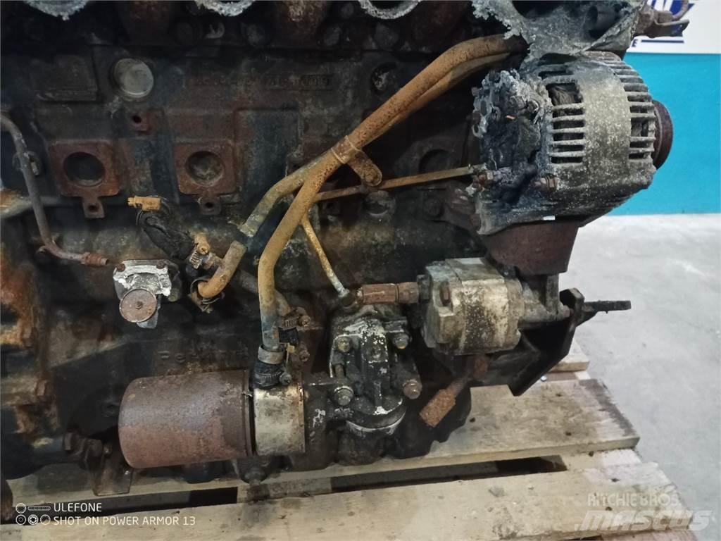 Perkins 1004-4T Motorer