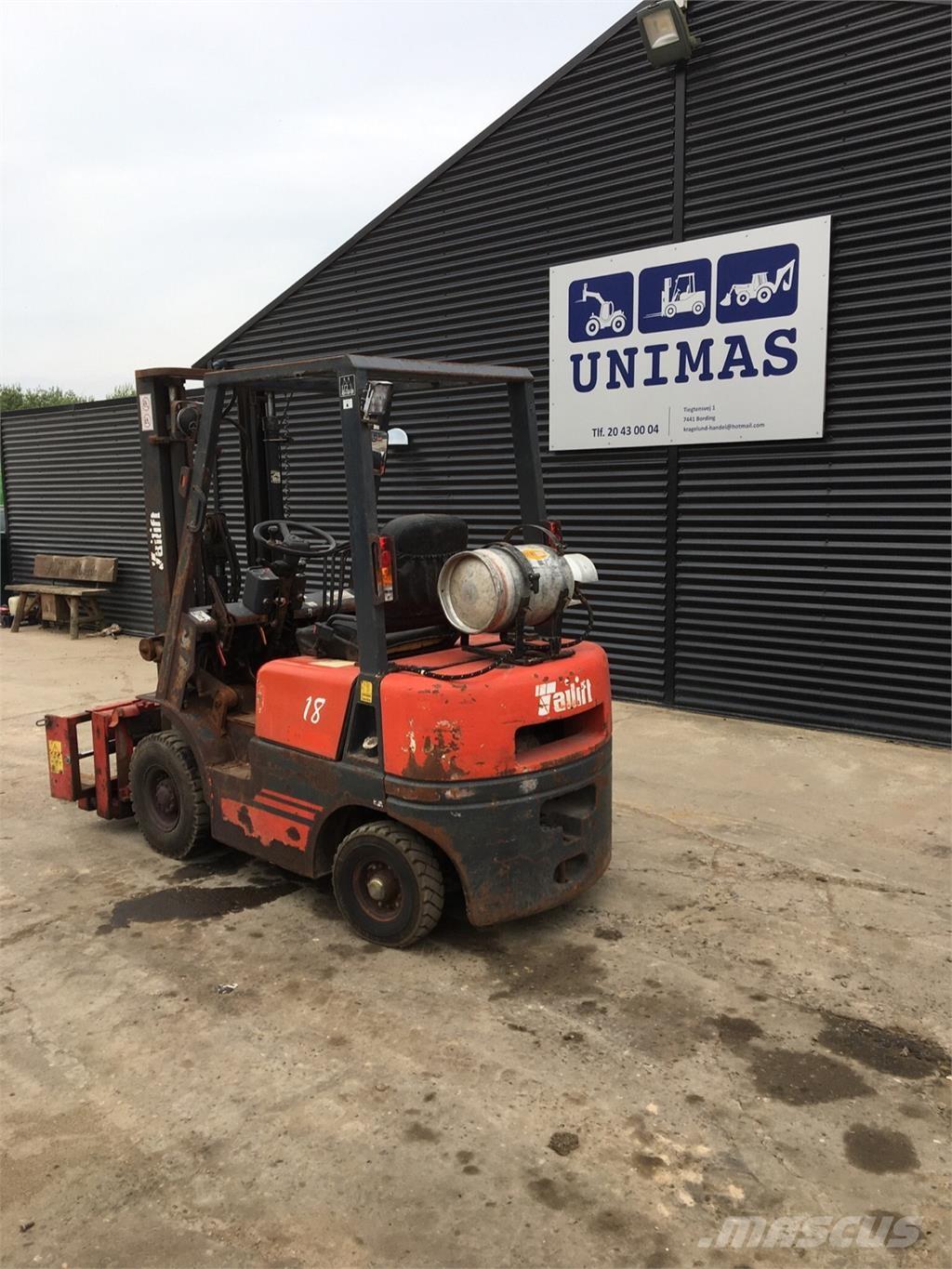 Tailift FG18 Gasolmotviktstruckar