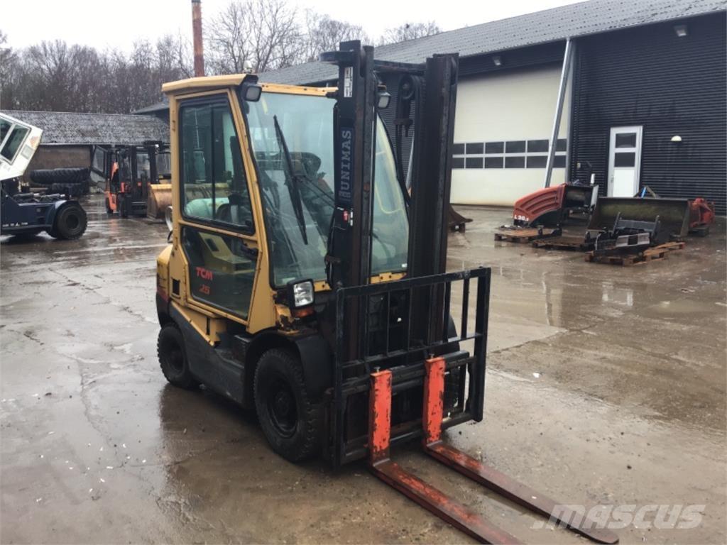 TCM FG25 Gasolmotviktstruckar