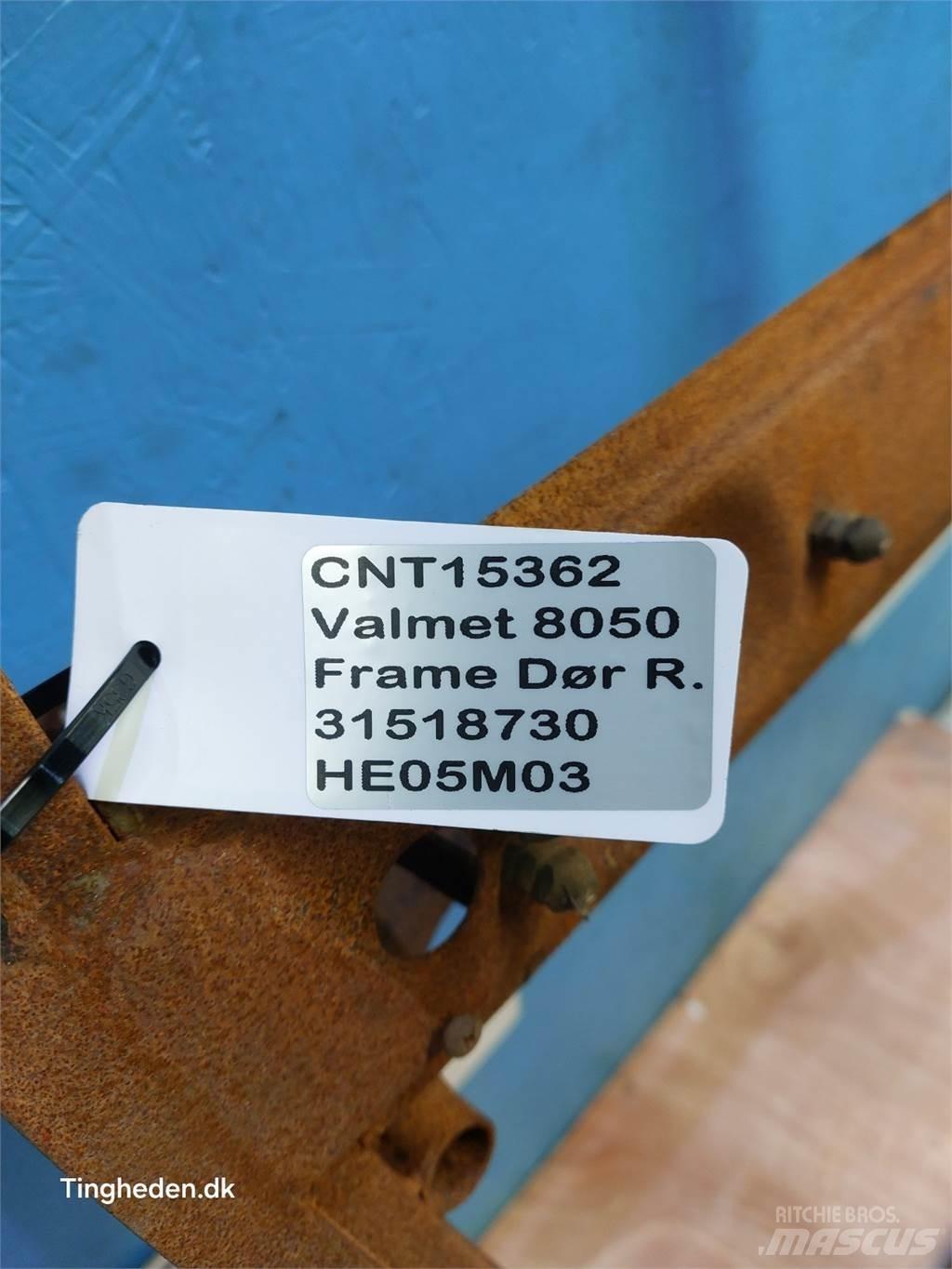 Valmet 8050 Hytter och interiör