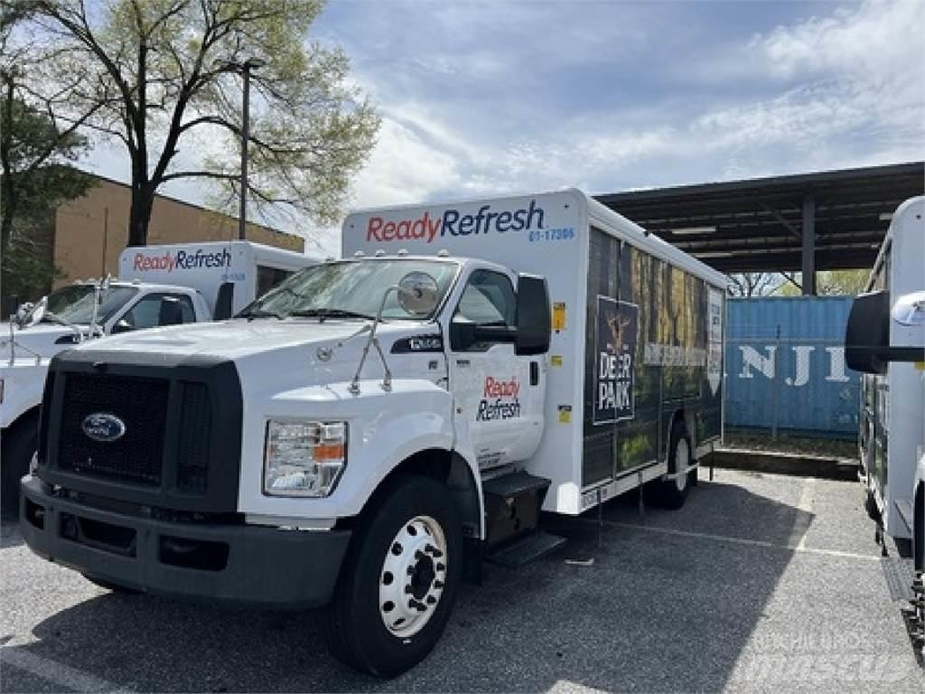 Ford F650 Lastbilar för dryckesleveranser