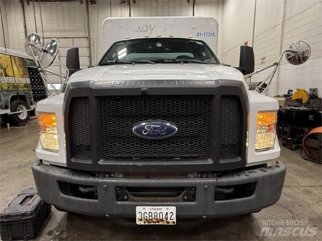 Ford F650 Lastbilar för dryckesleveranser