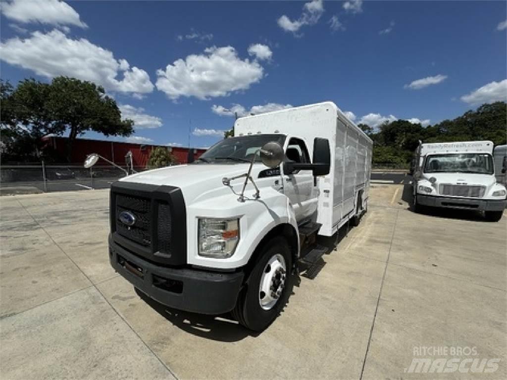 Ford F650 Lastbilar för dryckesleveranser