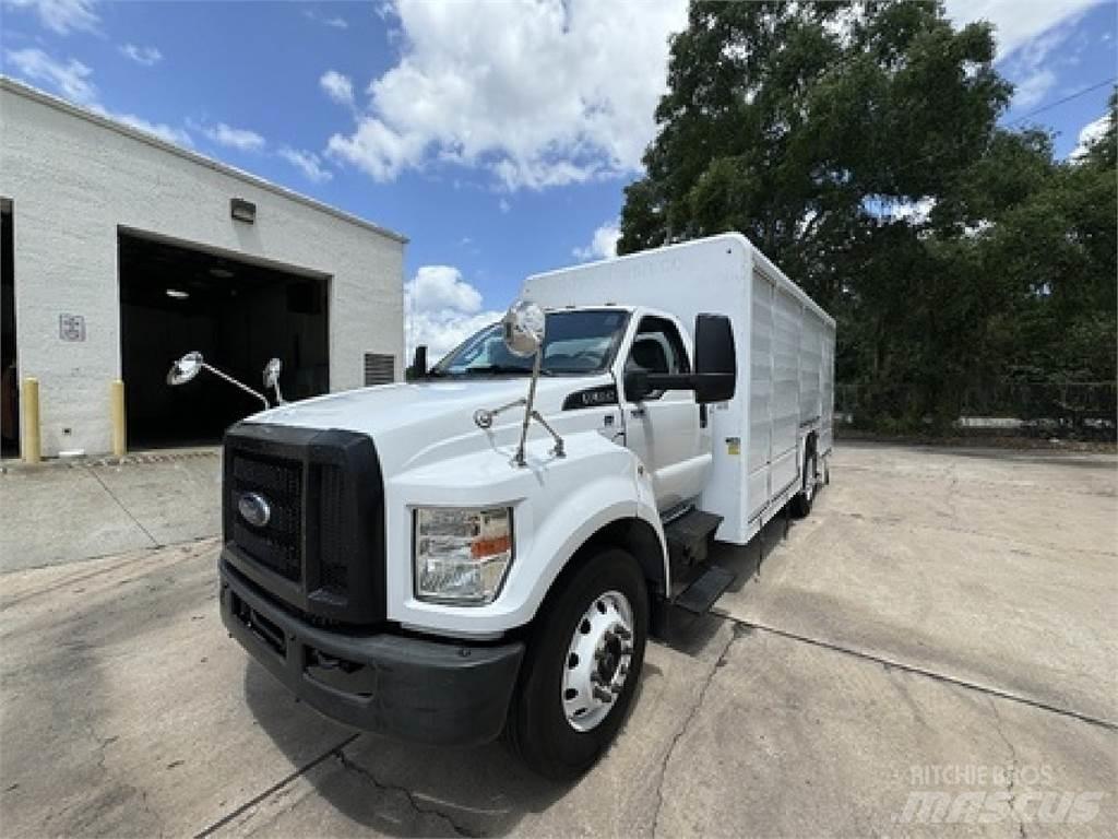 Ford F650 Lastbilar för dryckesleveranser
