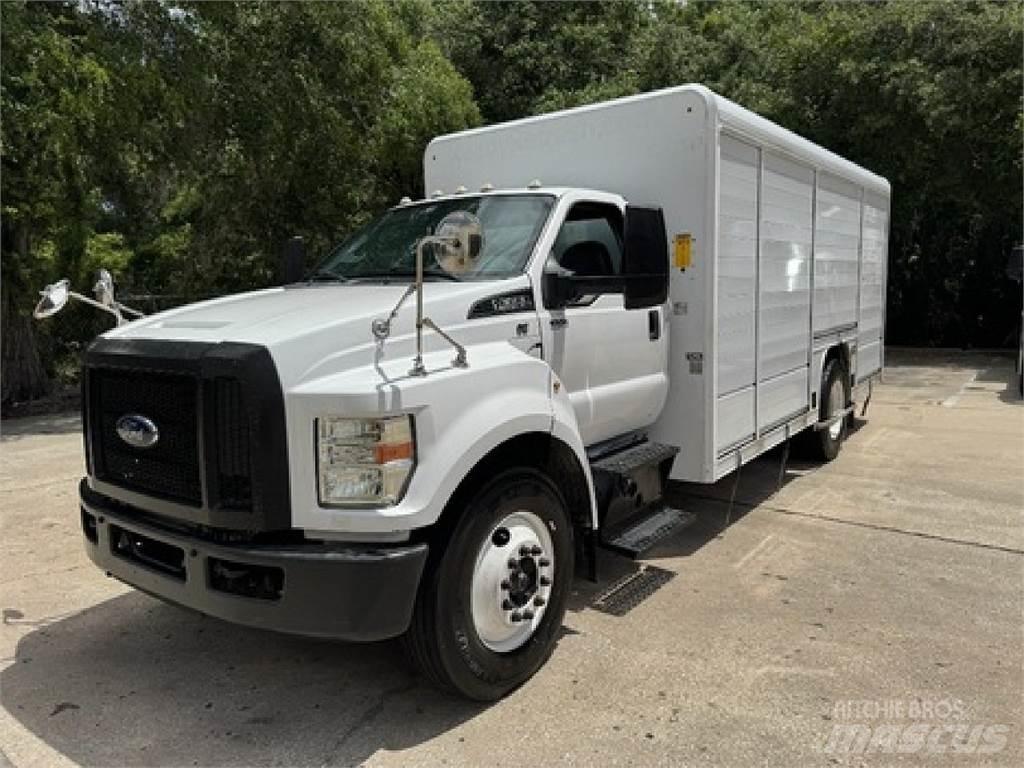 Ford F650 Lastbilar för dryckesleveranser