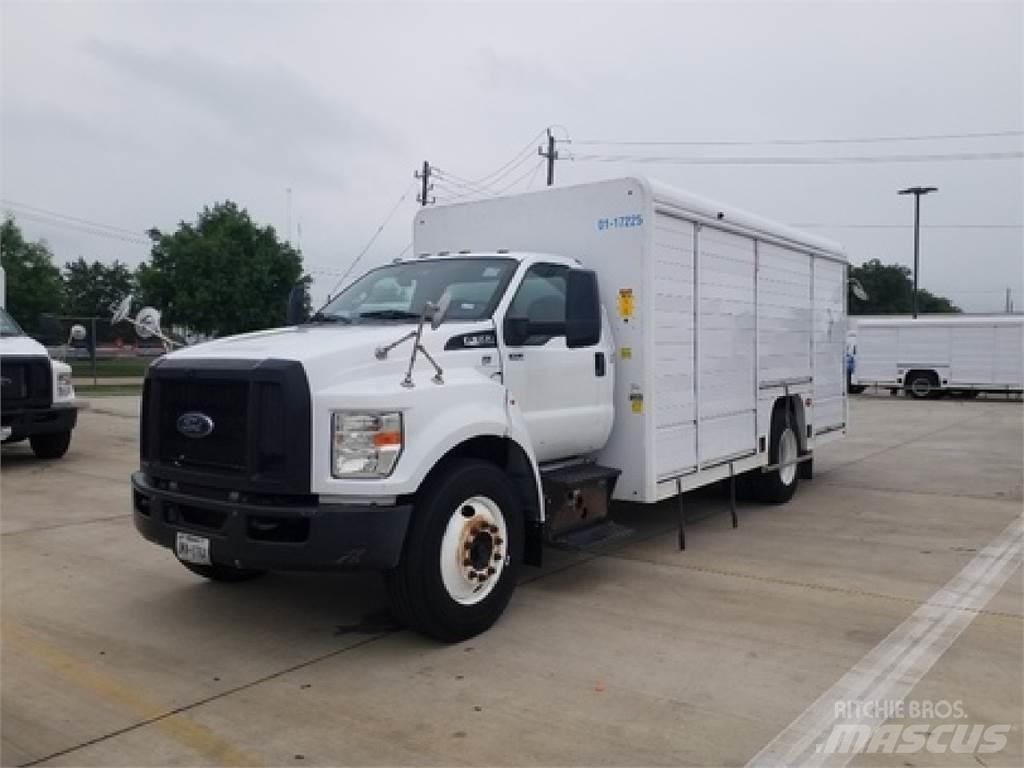 Ford F650 Lastbilar för dryckesleveranser
