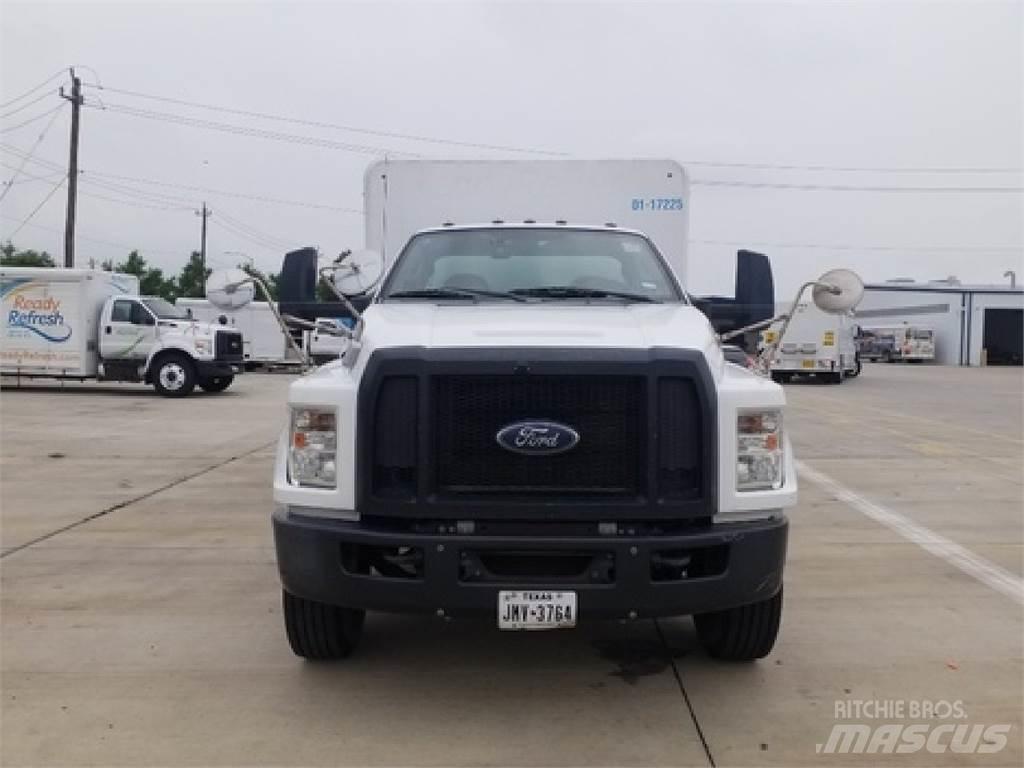 Ford F650 Lastbilar för dryckesleveranser