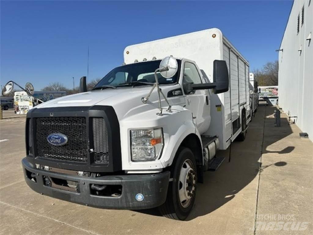 Ford F650 Lastbilar för dryckesleveranser