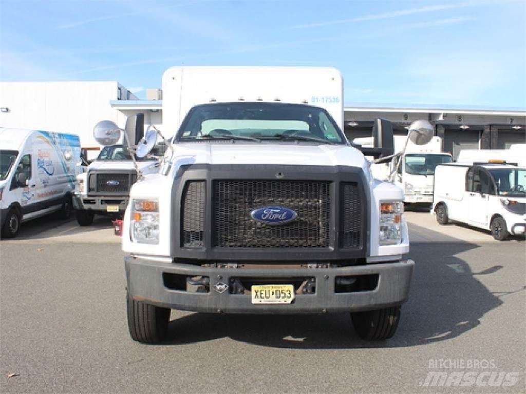 Ford F650 Lastbilar för dryckesleveranser