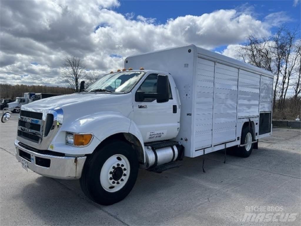 Ford F750 Lastbilar för dryckesleveranser
