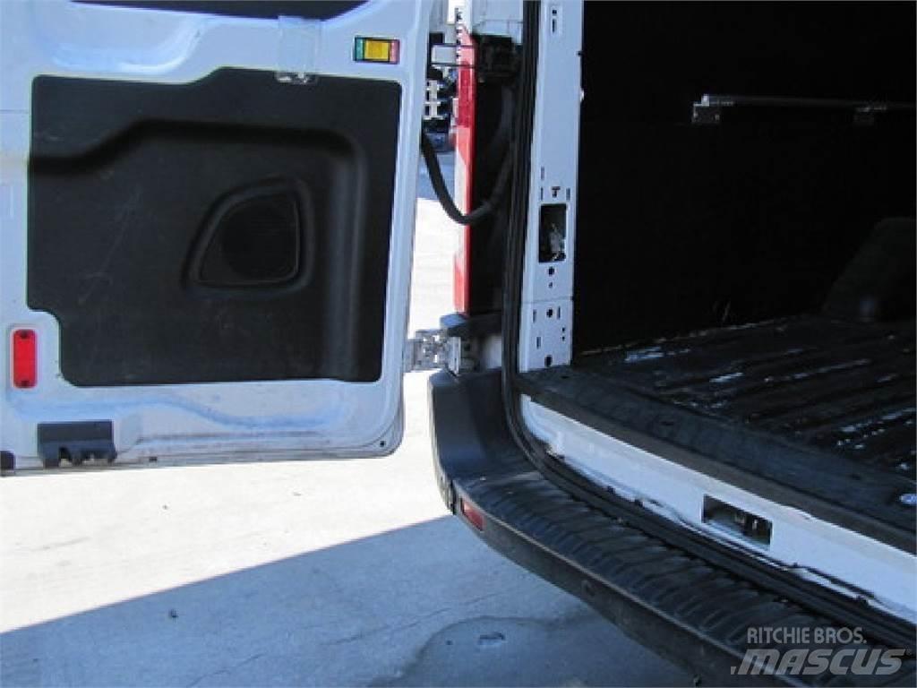 Ford TRANSIT Lätta skåpbilar