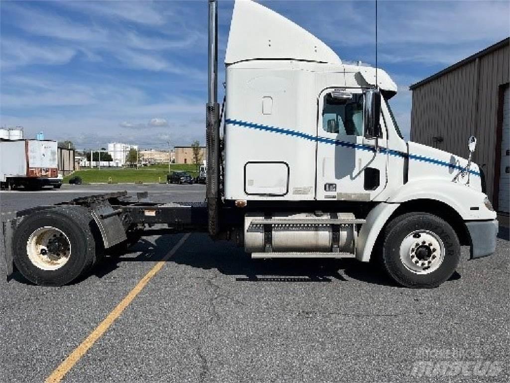 Freightliner CL112 Dragbilar